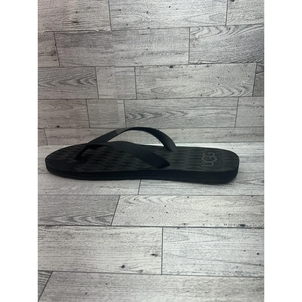 UGG Australia Shoes‎ Mens Size 11 Black Flip Flops Sandals Slip On Beach Summer